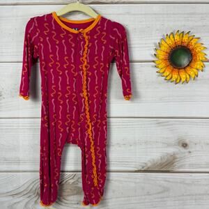 KicKee Pants Worms Print Footie Pajamas 6-9 Months Pink Orange Ruffle Snap
